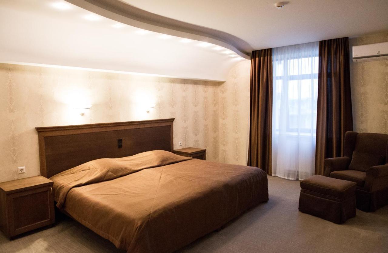Hotel Saulys à Šiauliai Extérieur photo